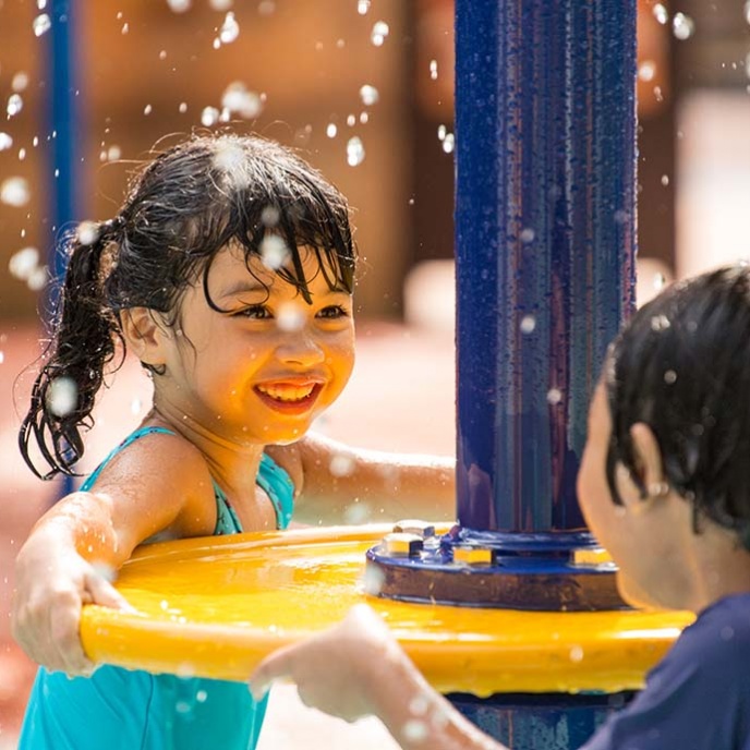 主頁插圖1 Water Parks Industry Leader Whitewater